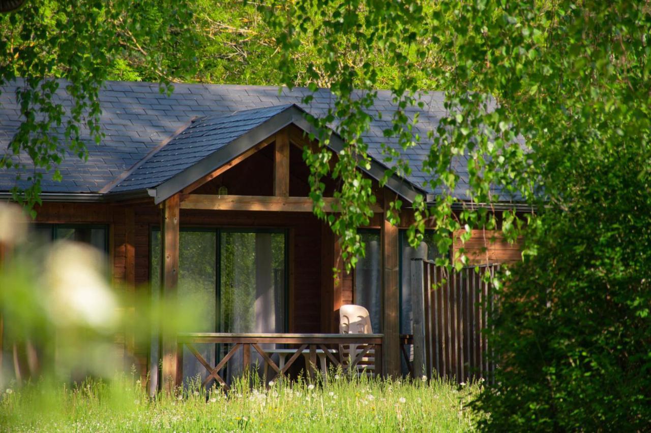 Les Chalets De Booz Saint-Germain-du-Teil Kültér fotó