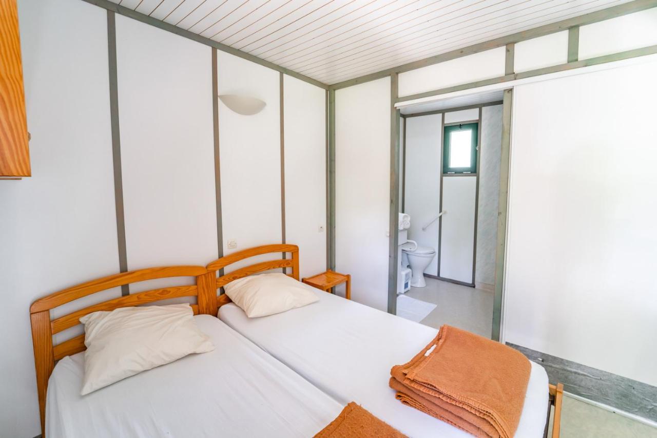 Les Chalets De Booz Saint-Germain-du-Teil Kültér fotó