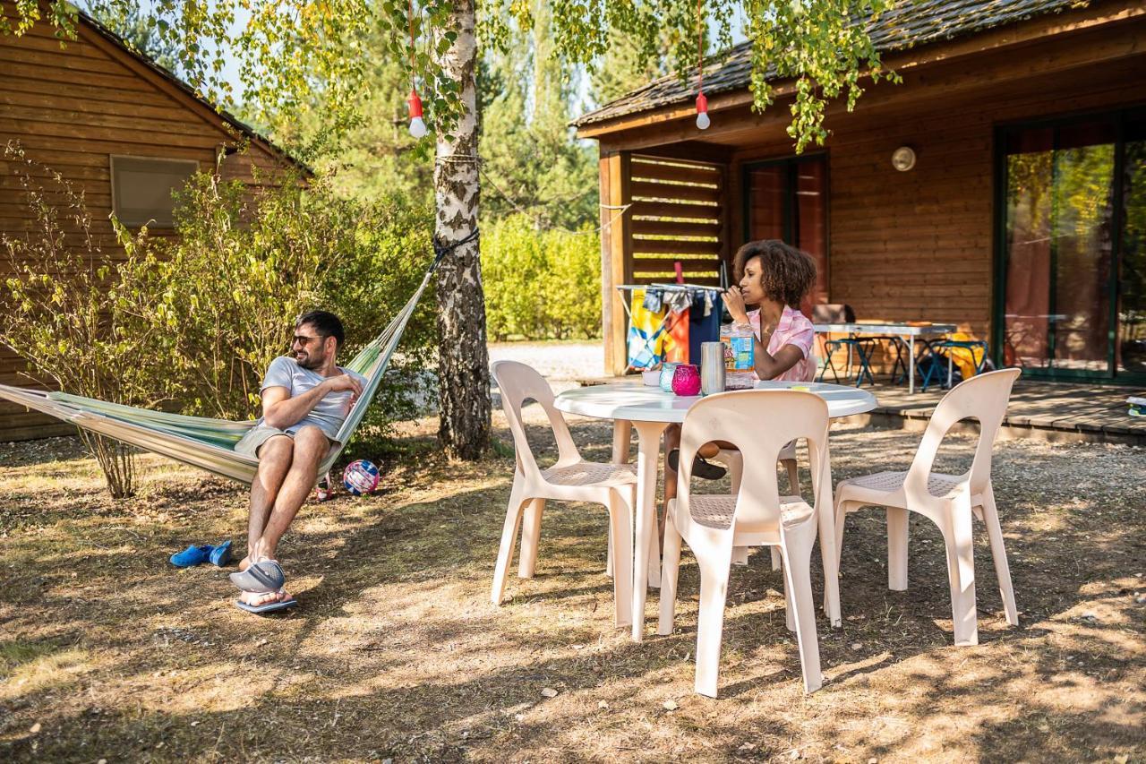 Les Chalets De Booz Saint-Germain-du-Teil Kültér fotó