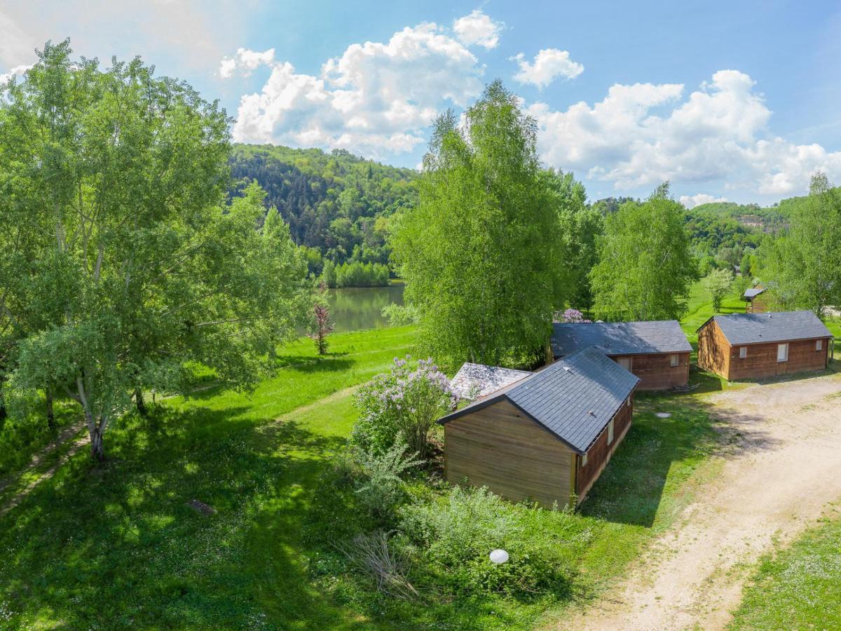 Les Chalets De Booz Saint-Germain-du-Teil Kültér fotó
